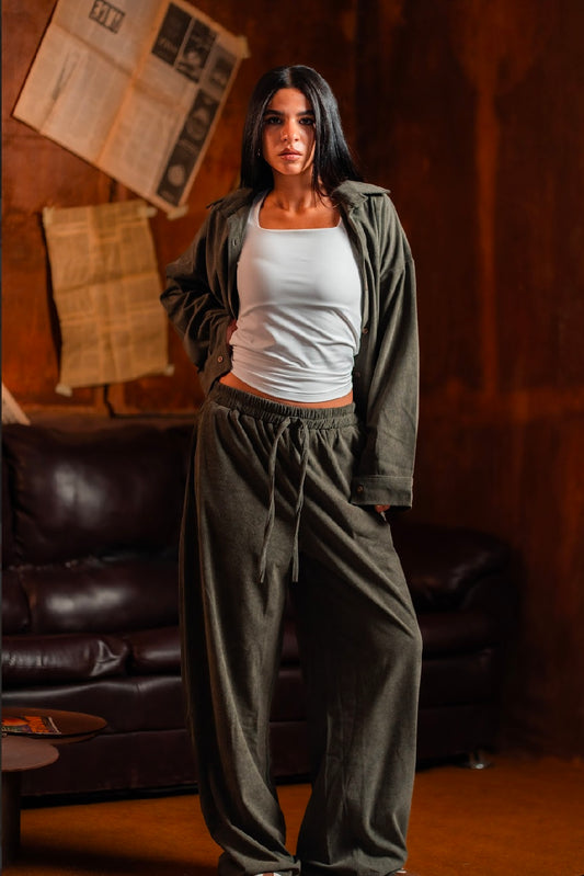 The Velvet Stride Pants for Her - Olive