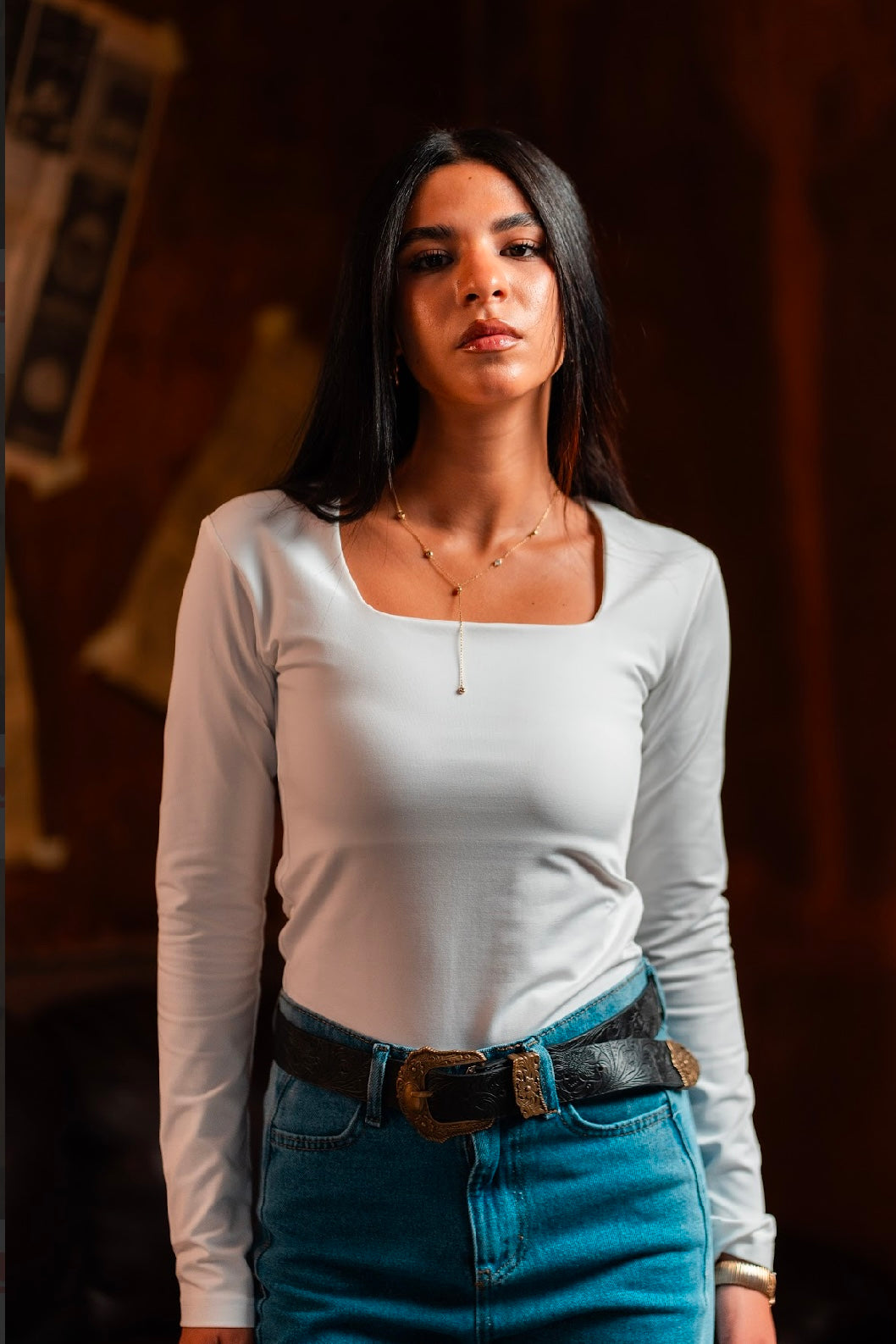 Squared Neck Long Sleeves Basic Top - White